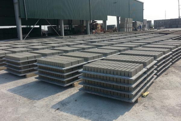 Chế tạo pallet từ tấm nhựa pvc kỹ thuật 1623385773-304807134-pallet-nh-a-pvc