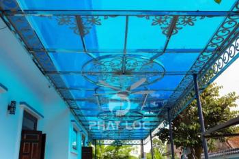 4+ Mẫu Tấm Nhựa Poly Đặc Lợp Mái Được Ưa Chuộng Nhất 2026