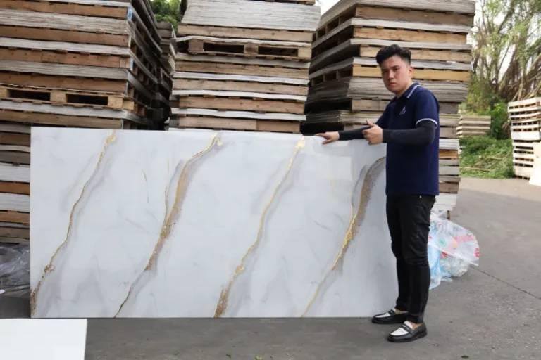 Cập Nhật Giá Tấm Nhựa PVC Ốp Tường 2025–2026: So Sánh Mới Nhất Chi Tiết!