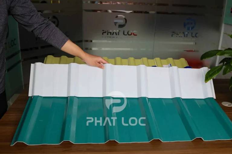 Bảng so sánh giá tôn nhựa PVC/ASA đầu và cuối năm 2025