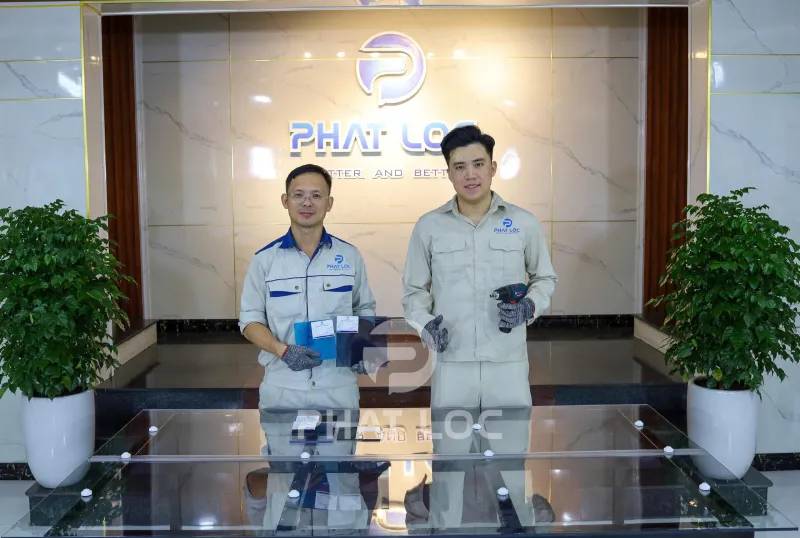 Các lưu ý quan trọng khi thi công tấm Polycarbonate đặc ruột