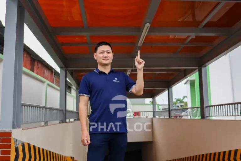 Đánh giá chuyên gia về Tấm Poly màu trà Phát Lộc