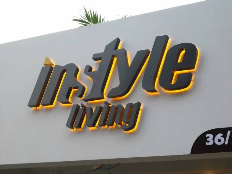 Gia công CNC, bảng quảng cáo, bảng điều khiển