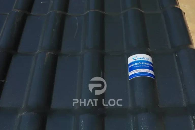 Giá Ngói Nhựa Đen 08/2026 Bao Nhiêu?