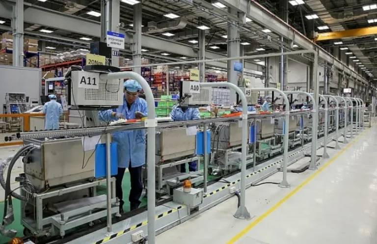 Gợi ý chọn vật liệu phù hợp cho nhà máy sản xuất