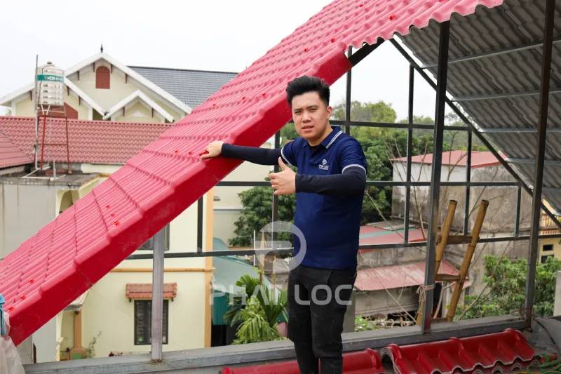 Lợi ích khi áp dụng đúng khoảng cách xà gồ cho ngói PVC/ASA