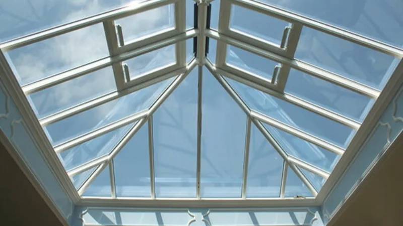 Lợi ích khi sử dụng mái nhựa che nắng Polycarbonate