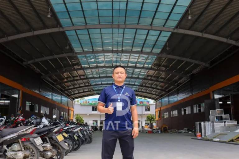 Nhà xưởng, giếng trời, mái vòm lớn