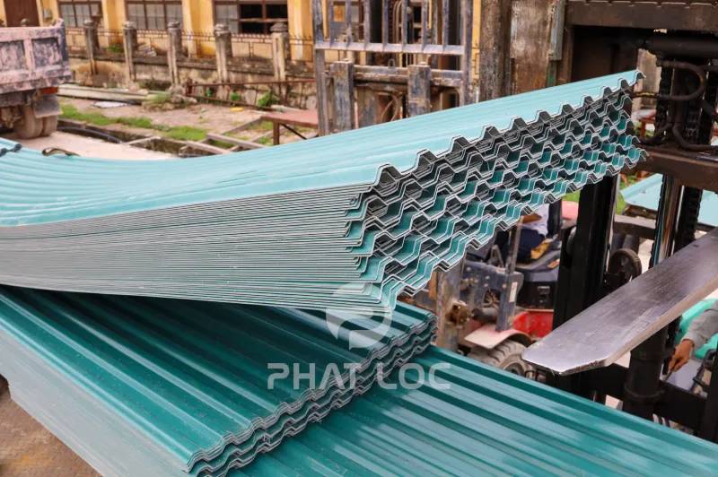 Phân loại tôn nhựa màu xanh theo sóng (5 – 11 sóng)