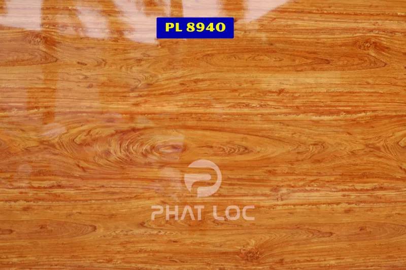 PVC Vân Gỗ PL 8940 – Vẻ đẹp cổ điển vượt thời gian