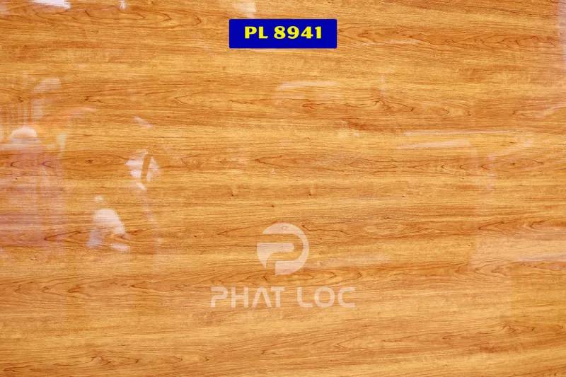 PVC Vân Gỗ PL 8941 – Thanh lịch như ánh nắng sớm