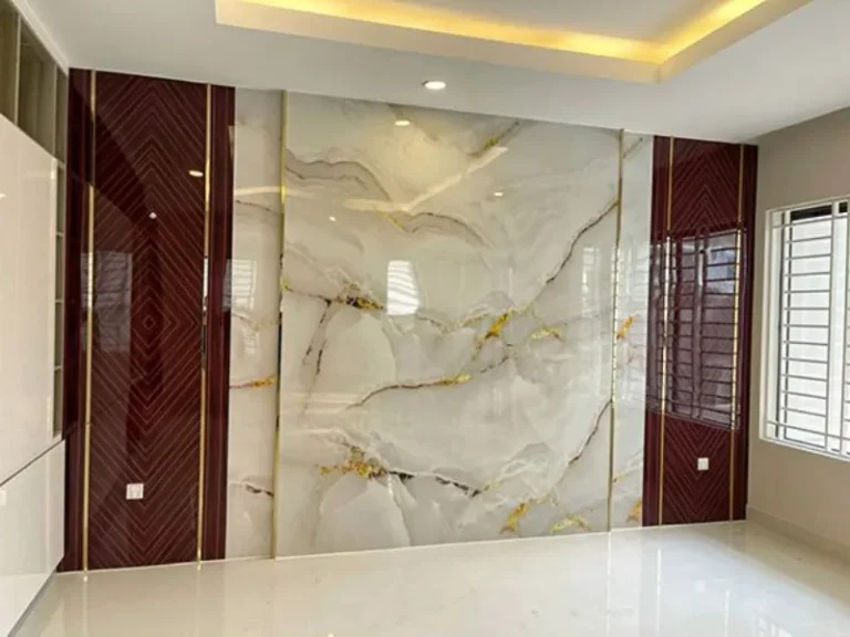 So sánh: Tự làm vs Thuê thợ – Cái nào lợi hơn?