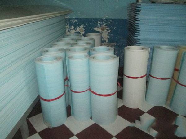 So sánh giữa ván nhựa PVC mỏng và các vật liệu truyền thống