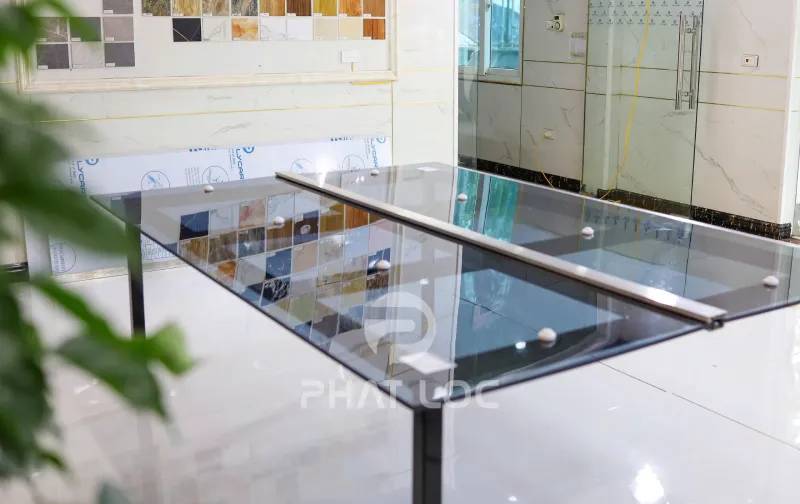 Tấm Polycarbonate là gì?