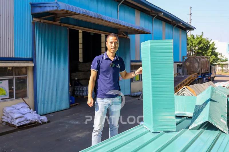 Vật liệu và cấu tạo tấm lợp nhựa sóng vuông
