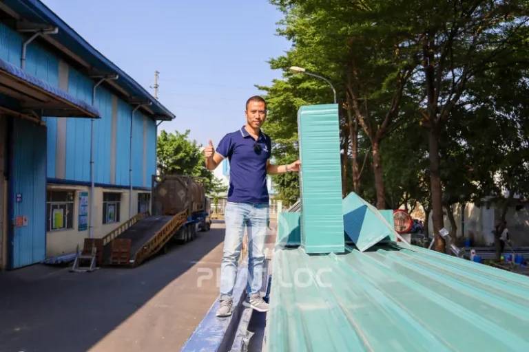 Vì Sao Nên Chọn Tôn Nhựa Eurolines Phát Lộc?
