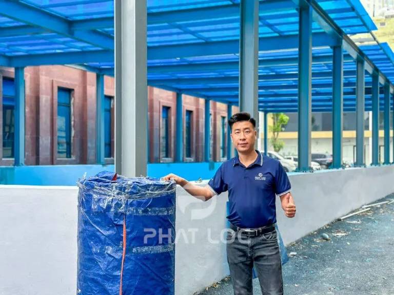 Vì Sao Nên Mua Giá Tấm Poly Xanh 08/2026 Newlight Tại Phát Lộc?