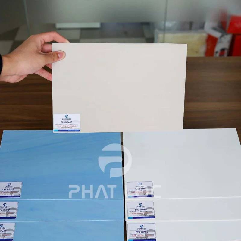Vì sao Giá Tấm Nhựa PVC 5mm khác nhau?