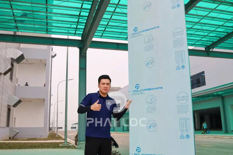 Xu Hướng Mua Giá Tấm Poly Lấy Sáng 2026